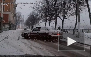 Первый гололёд в Твери.