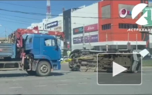 В Астрахани девять человек пострадали в ДТП с маршруткой