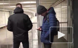 С "Ленинского проспекта" убрали опасный предмет: станция открыта полностью