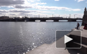 Блокадница просит переименовать Благовещенский мост в честь императора Николая Первого