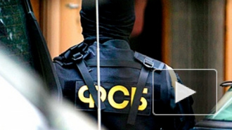 В Калининском районе Петербурга угнали серебристый "Форд Фокус", принадлежащий ФСБ