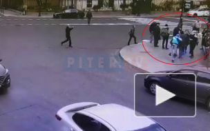 В центре Петербурга водитель такси сбил насмерть мать с двумя детьми