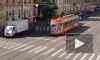 Видео: каршеринг сбил женщину на трамвайной остановке на Васильевском острове