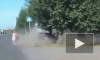 Смертельное видео из Омска: авто задавило пешехода на остановки