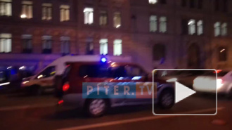 На Декабристов машина сбила перебегающего дорогу петербуржца