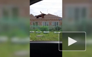 В Башкирии ураганный ветер сорвал крыши с домов