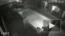 Видео спасения: В Крыму девочка из Тулы спасла упавшего в бассейн малыша 