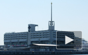 Морской вокзал в Петербурге эвакуировали из-за бесхозного чемодана