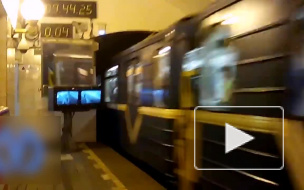 Владельцам льготных проездных и «Подорожников» придется выложить по 2 лишних рубля за проезд в метро