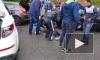 Жуткое видео из Сочи: Таксист наехал на троих детей на тротуаре