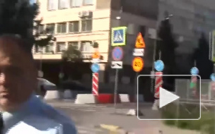 Видео: сотрудник ГИБДД повесил на бампер георгиевскую ленточку