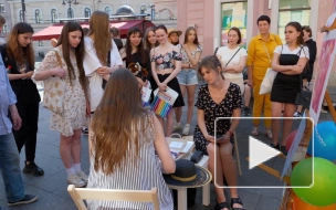 Портреты помадой и косметическое расхламление: как на Невском открыли 1000-й магазин "Улыбки радуги"