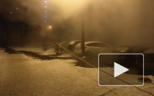 "Теплосеть" устраняет прорыв на Замшина