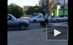 Драка с поножовщиной в Актау попала на видео