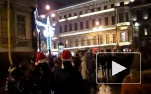 Под Петербургом в новогоднюю ночь разрешат продавать шампанское