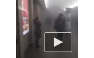 СМИ: в момент взрыва в метро террористу-смертнику могло оторвать голову