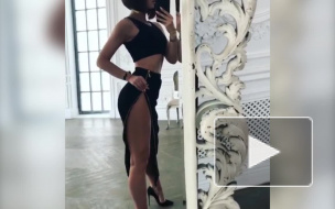 Бузова снова шокировала фанатов голой попой и развратной юбкой