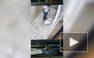 Медик-иудей плевал на изображения Иисуса Христа дома у пациентов