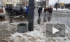 Петербуржцам приходится обходить потоп у метро "Академическая"