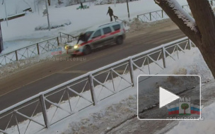 Автомобиль дорожной службы сбил пешехода в Ломоносове