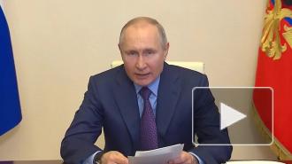 Путин призвал избавить врачей и соцработников от бумажной волокиты