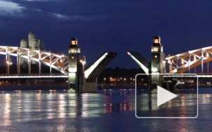 Реверсивное движение на Большеохтинском мосту организуют за 11,6 млн рублей