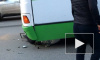 Жуткое видео из Тюмени: 17-летний парень на скутере влетел под автобус