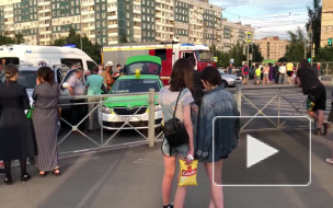 На Коллонтай столкнулись такси и отечественная машина, есть пострадавшие