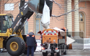 Прокуратура осталась недовольна уборкой снега и наледи в Петербурге
