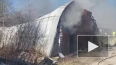 В Невском районе тушат пожар в ангаре