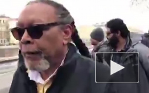 Дублер Фримена рассказал, как его хотели раздеть в Петербурге