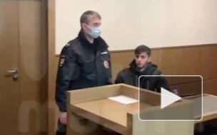 Суд решил выдворить из России блогера, устроившего вульгарную съемку у храма в Москве