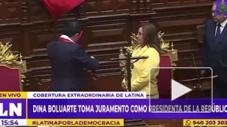 Конгресс Перу объявил президенту импичмент, новым лидером стала женщина
