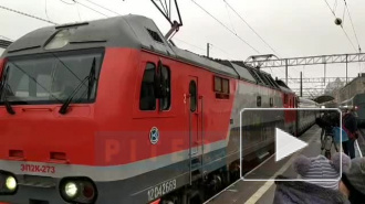 Видео: из Петербурга отправился первый поезд в Севастополь