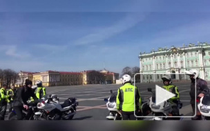 Сотрудники ДПС записали видео и призвали оставаться дома