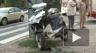 Около Красного Села опасно столкнулись мотоцикл и тяжелый "КамАЗ"
