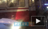 Появилось видео: в Выборгском районе легковушка столкнулась с трамваем