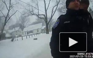 Полиция США опубликовала видео с применением перцового спрея против ребенка