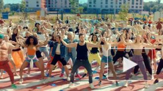 Новый клип Артура Пирожкова набрал более двух миллионов просмотров