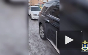 В Улан-Удэ мужчина повредил зеркала у нескольких авто после ссоры с женой