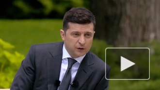 Зеленский заявил, что "всем отличается от Порошенко"