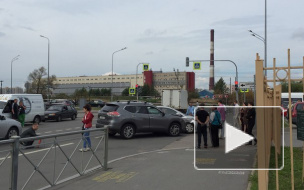 Петербуржцев развеселило ДТП со свадебным авто у ЗАГСа