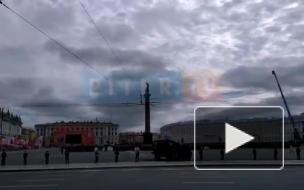 На Дворцовой готовятся к репетиции Парада Победы