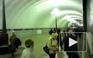 Полтавченко вновь прокатился в петербургском метро