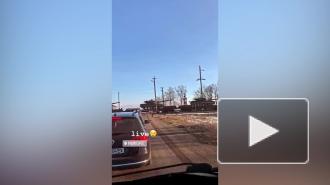 Опубликовано видео переброски эшелона БТР и танков ВСУ на Донбасс