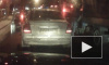 Видео жесткой драки на светофоре: водитель грузовика получил за то, что подрезал легковушку