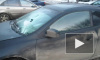 Кусок льда пробил лобовое стекло машины в Челябинске