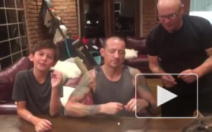 Вдова солиста "Linkin Park" разместила видео снятое за сутки до смерти ее мужа