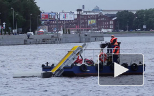 МЧС ликивдировало воображаемое нефтяное пятно на Неве