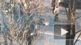 В Выборгском районе на пешеходном переходе сбили мужчину: его госпитализировали